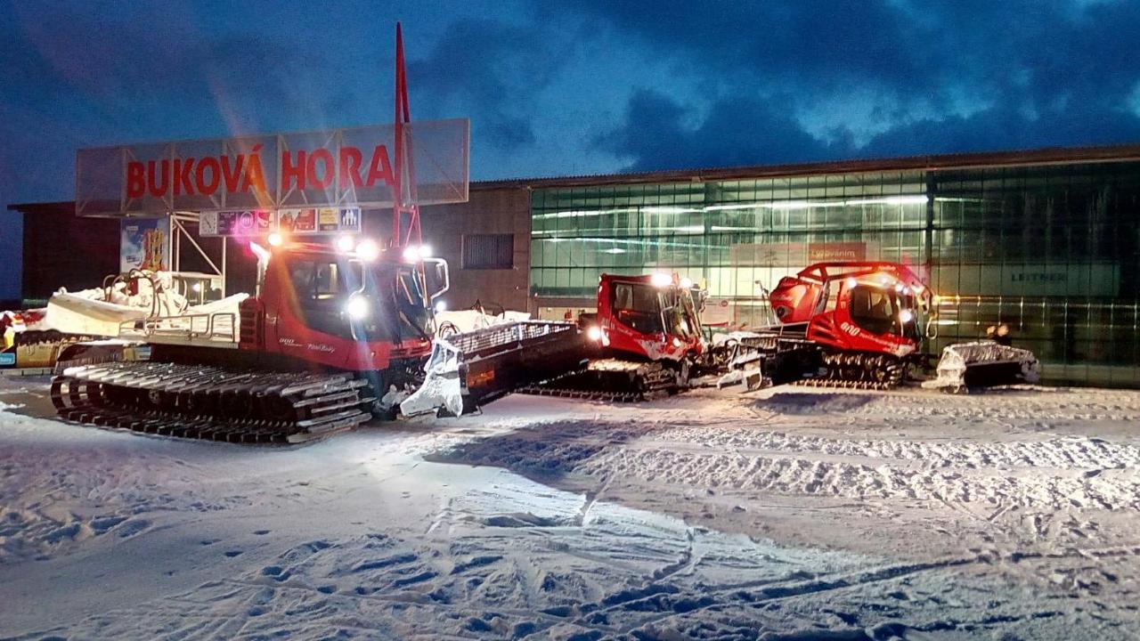 J-H Apartmany Horsky Resort Bukova Hora - 100 M Od Lanovky Червена-Вода Екстер'єр фото