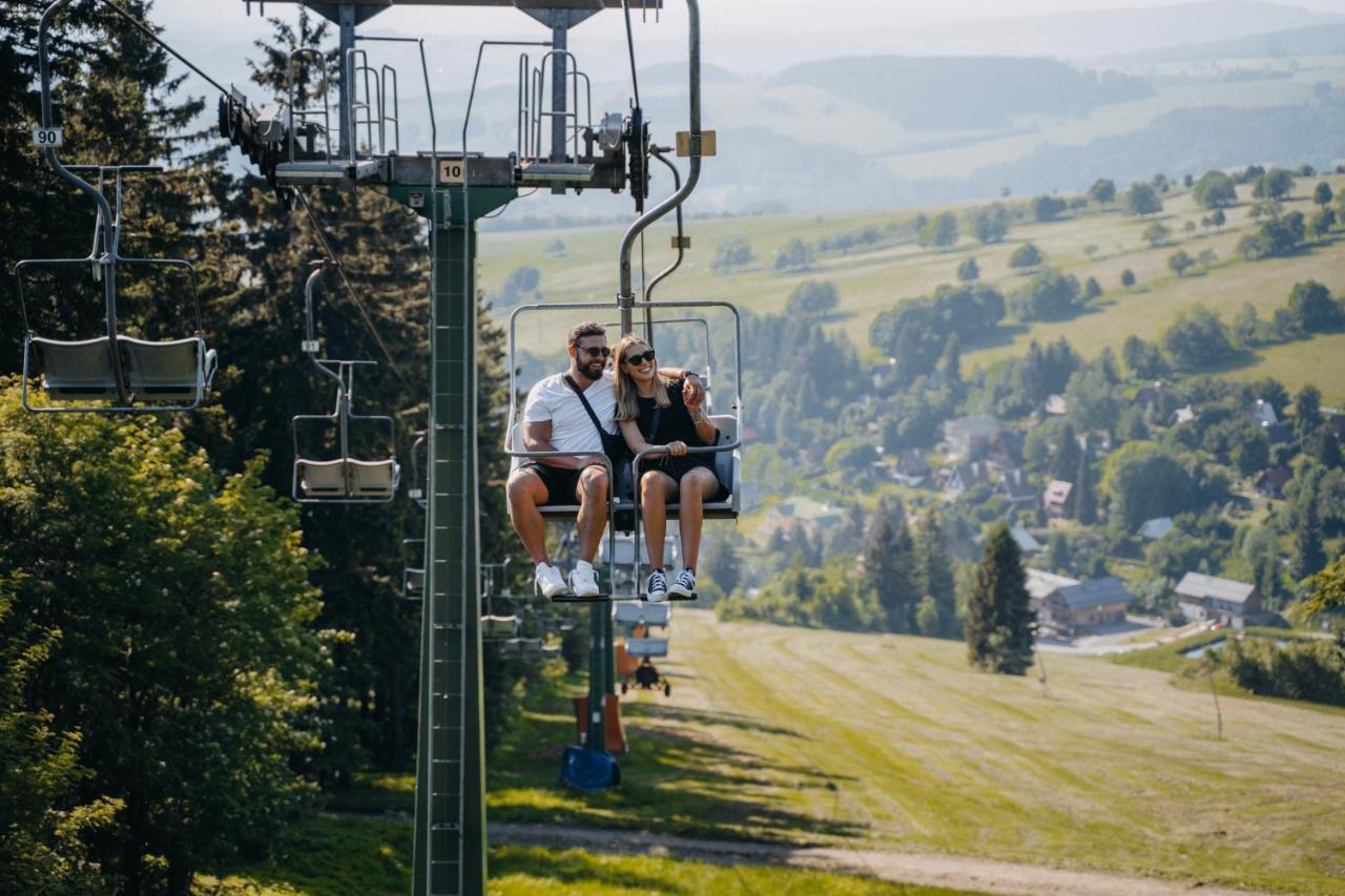 J-H Apartmany Horsky Resort Bukova Hora - 100 M Od Lanovky Червена-Вода Екстер'єр фото