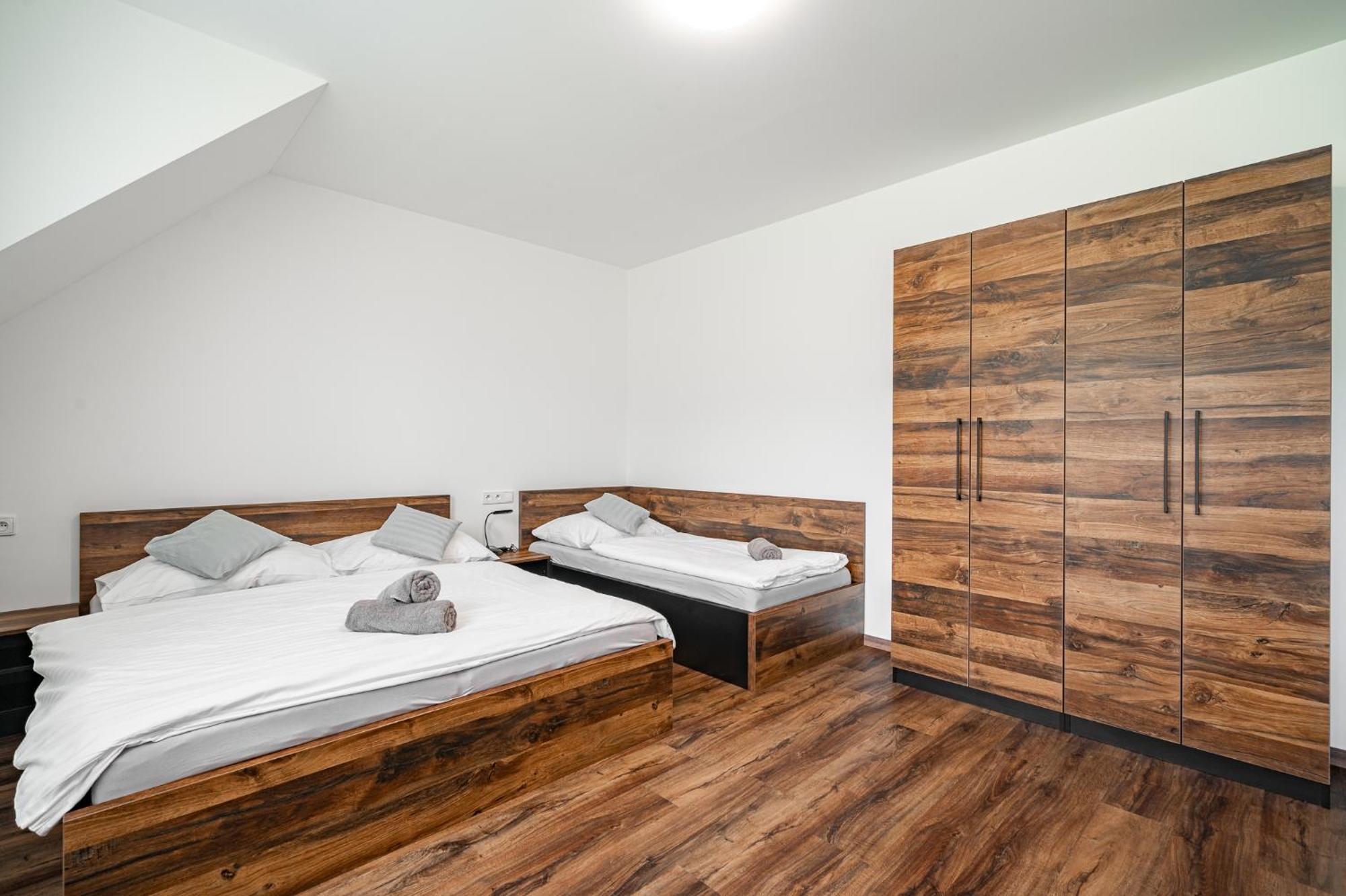 J-H Apartmany Horsky Resort Bukova Hora - 100 M Od Lanovky Червена-Вода Екстер'єр фото