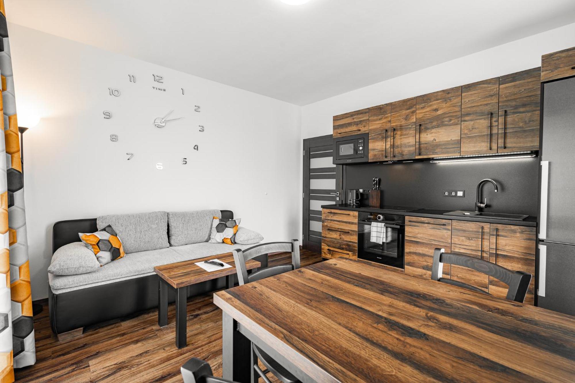 J-H Apartmany Horsky Resort Bukova Hora - 100 M Od Lanovky Червена-Вода Екстер'єр фото